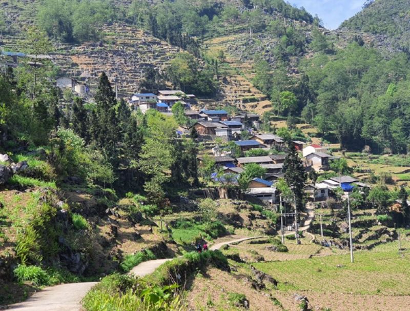 Ha Giang Loop Itinerary for Beginners 4 Day 3 Sung-La-Valley-ha-giang